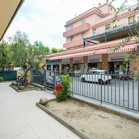 Kimba Hotel apartamentowy Rimini