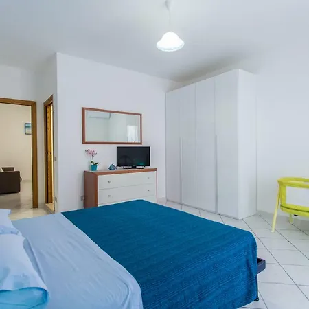 Hotel apartamentowy Kimba 2*